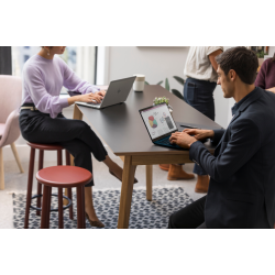 HP EliteBook 640 G11 Intel Core Ultra 5 125U Portátil 35,6 cm (14") WUXGA 16 GB DDR5-SDRAM 512 GB SSD Wi-Fi 6E (802.11ax) Window
